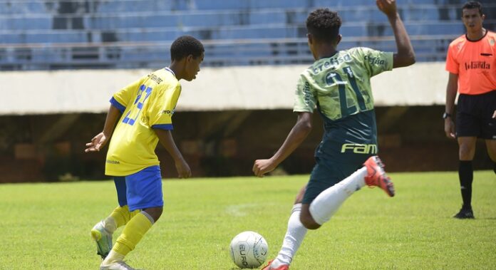 930ca0dcb4e52397d242bdf73a37889a