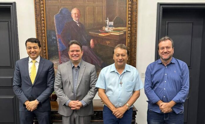 catanduva_prefeito-padre-osvaldo_sec-arthur-lima_sec-esporte-marco-sanches