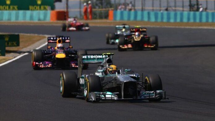 mercedes-lewis-hamilton-leilao-formula-1-f1-10102023103353994