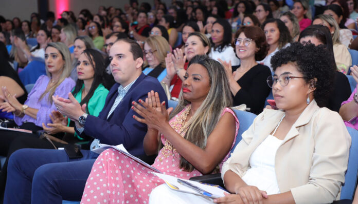 F3-Especialistas-e-lideres-participam-de-discussao-para-implementacao-de-politica-publicas-Loise-Maria-Governo-do-Tocantins