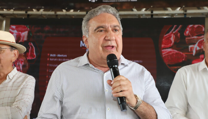 Foto-1-Governador-em-exercicio-Laurez-Moreira-MEAT-DAY-Pium-TO-foto-Adilvan-Nogueira-16