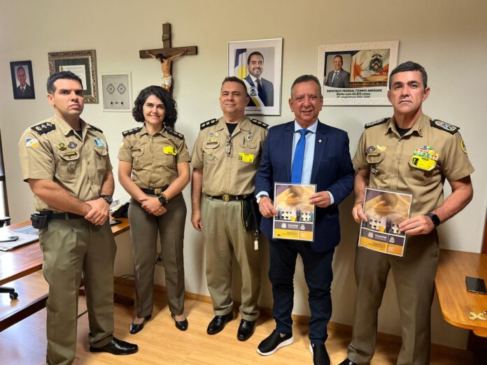 Deputado-Antonio-Andrade-e-PMs