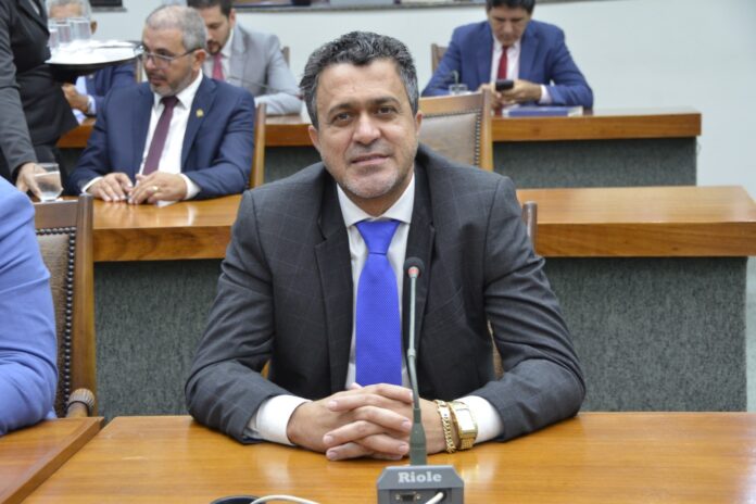 Deputado Luciano na abertura da 2ª sessão legislativa da 10º Legislatura