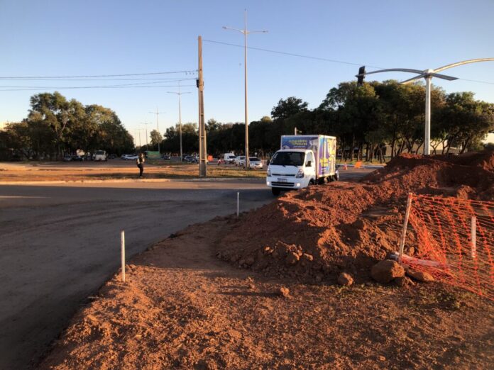 Desvio de tráfego foi necessário em virtudes das obras - Divulgação